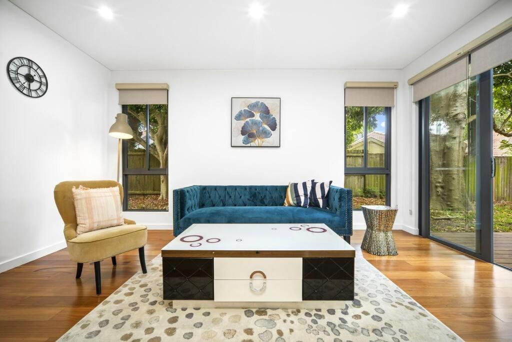 Luxury Retreat & Spacious 4br House In Willoughby Sydney